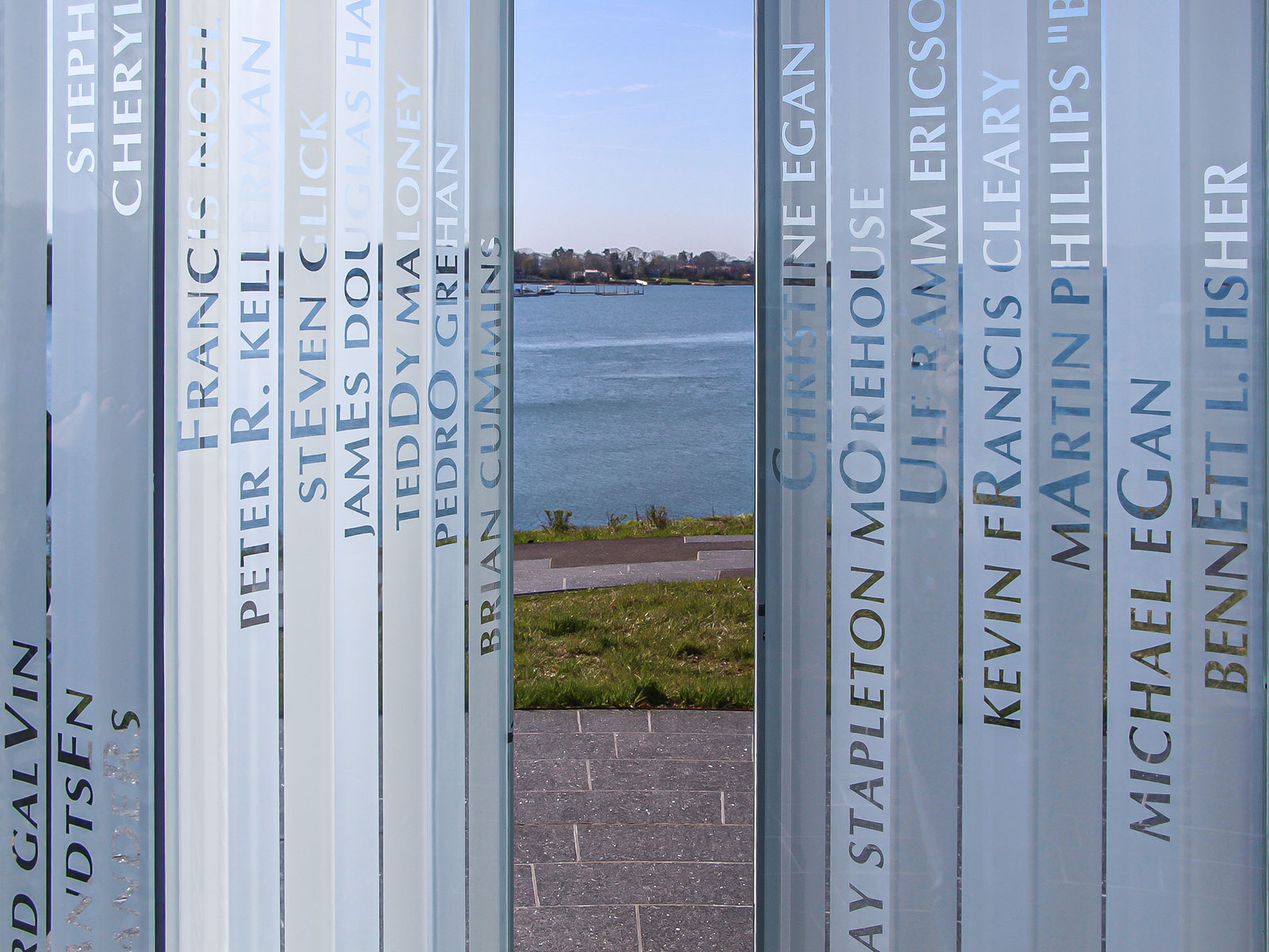 https://www.garibaldiglass.com/wp-content/uploads/2021/08/911-Memorial.jpg